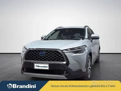 Usata Toyota Corolla Cross Trend 152 CV (111 kW) 2022 Grigio SUV