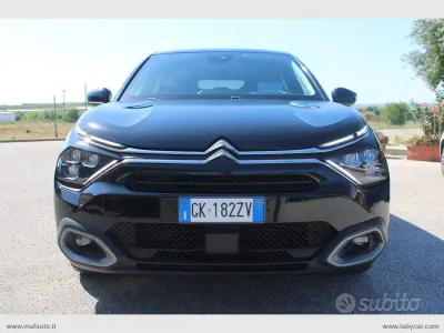 Occasion Citroën C4 Shine 131 PK (96 kW) 2022 Zwart Sedan