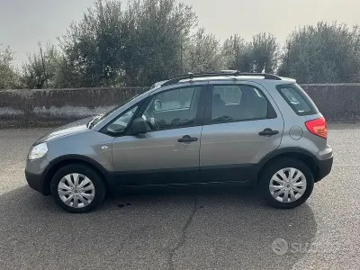 Usata Fiat Sedici 120 CV (88 kW) 2009 Grigio SUV