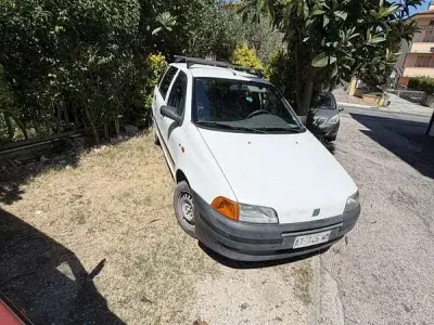 Usata Fiat Punto 54 CV (39 kW) 1994 Berlina