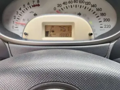 Usata Daihatsu Sirion 69 CV (50 kW) 2011 Nero Utilitaria
