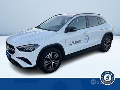 Usata Mercedes GLA180 Advanced Plus 116 CV (85 kW) 2025 Bianco pastello SUV