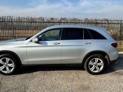 Usata Mercedes GLC220 Business 194 CV (142 kW) 2020 Argento SUV