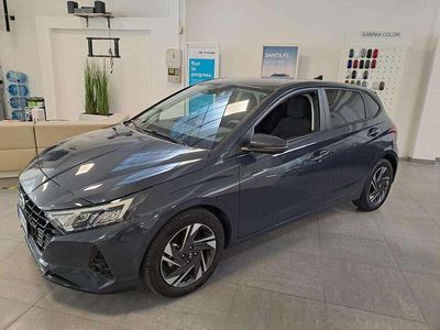 Usata Hyundai i20 84 CV (61 kW) 2021 Aurora grey met. Utilitaria