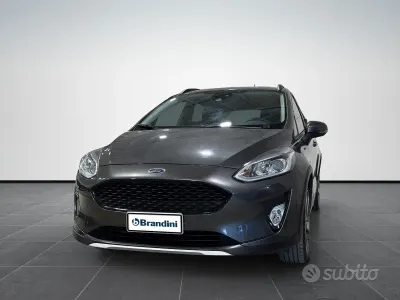 Usado Ford Fiesta Active 86 HP (63 kW) 2019 Cinzento Citadino
