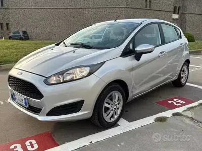 Usata Ford Fiesta Business Edition 80 CV (58 kW) 2016 Grigio Utilitaria