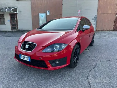 Usata Seat Leon FR 170 CV (125 kW) 2009 Rosso Utilitaria