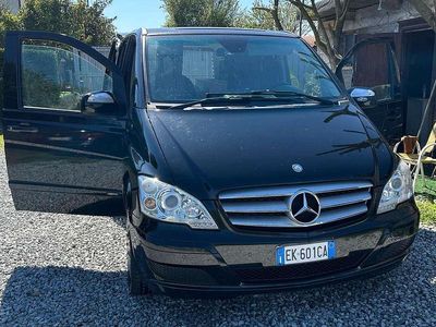 Begagnad Mercedes Viano Avantgarde 224 HK (164 kW) 2013 Svart Minibuss