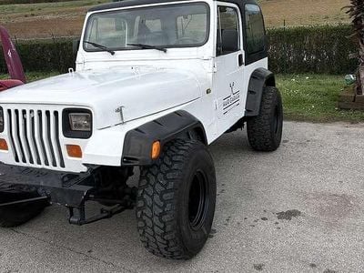 Usata Jeep Wrangler 103 CV (75 kW) 1989 SUV