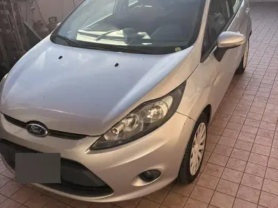 Usata Ford Fiesta 82 CV (60 kW) 2010 Berlina