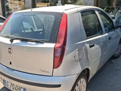Usata Fiat Punto Classica 60 CV (44 kW) 2010 Utilitaria