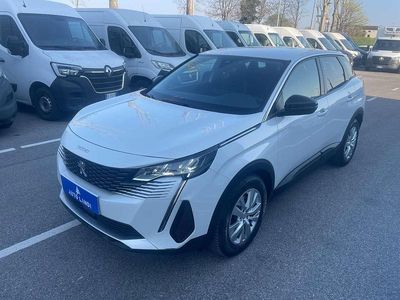 Usata Peugeot 3008 Business-Line 131 CV (96 kW) 2022 Bianco SUV