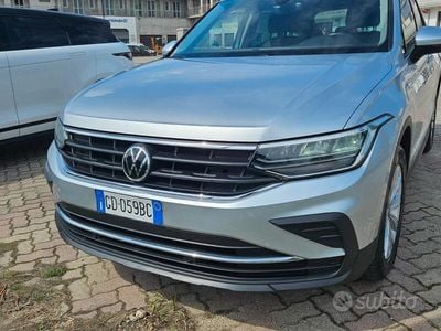 Usata VW Tiguan Elegance 150 CV (110 kW) 2020 Argento SUV