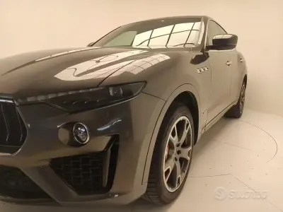 Usata Maserati GranSport 250 CV (183 kW) 2020 Grigio Station wagon
