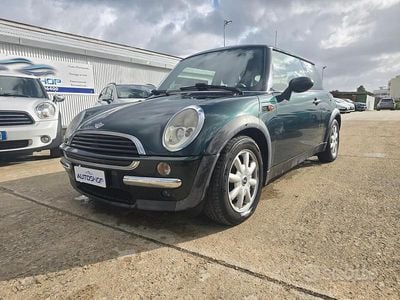Usata Mini ONE 89 CV (65 kW) 2003 Verde Utilitaria
