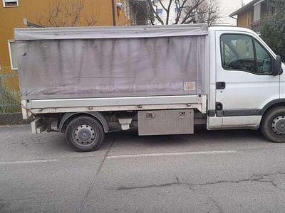 Begagnad Renault Master 145 HK (106 kW) 2007