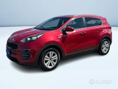 Usata Kia Sportage 115 CV (84 kW) 2018 Rosso metallizzato SUV