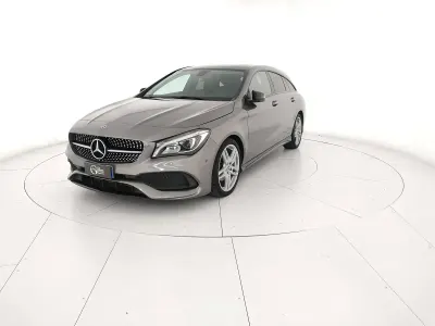 Usata Mercedes CLA200 Premium 135 CV (99 kW) 2018 Grigio Coupé
