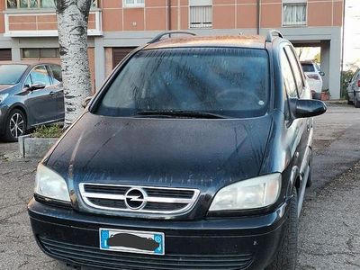 Usata Opel Zafira 97 CV (71 kW) 2005 Monovolume