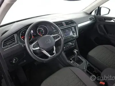 Usata VW Tiguan Life 150 CV (110 kW) 2021 Grigio SUV
