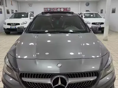 Usado Mercedes CLA220 Premium 177 CV (130 kW) 2015 Gris Berlina