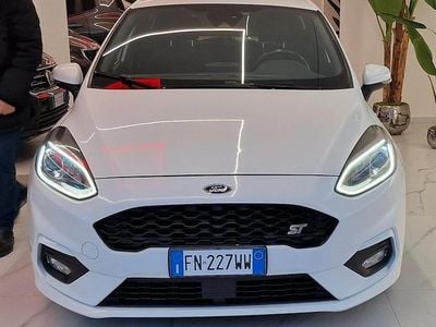 Usata Ford Fiesta ST-Line 2018 Bianco Utilitaria