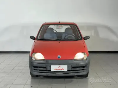 Usata Fiat 600 S 54 CV (39 kW) 2001 Rosso Utilitaria