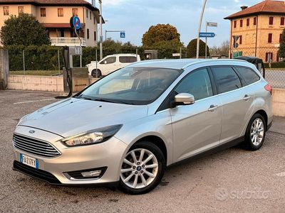 Usata Ford Focus Titanium 120 CV (88 kW) 2015 Grigio Station wagon