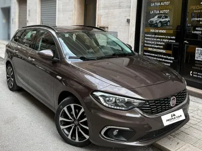 Käytetty Fiat Tipo Lounge 120 HP (88 kW) 2018 Ruskea Farmari