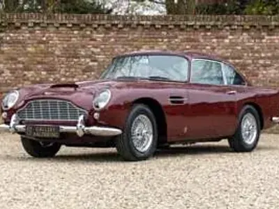 Usata Aston Martin DB5 318 CV (233 kW) 1965 Rosso Coupé