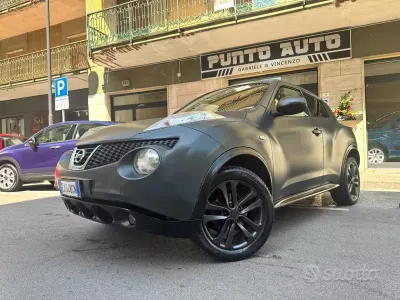 Usata Nissan Juke 110 CV (80 kW) 2011 Grigio SUV