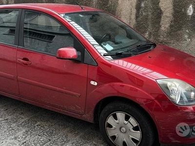 Usata Ford Fiesta Titanium 2007 Rosso Berlina