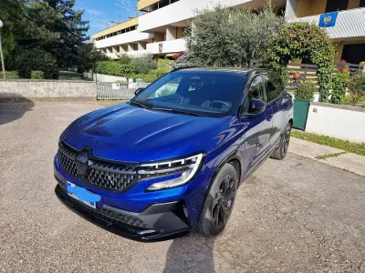 Usata Renault Austral Techno Esprit Alpine 131 CV (96 kW) 2024 Blu/azzurro SUV