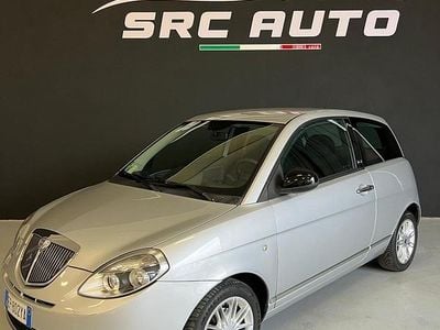 Usata Lancia Ypsilon 75 CV (55 kW) 2013 Grigio Utilitaria