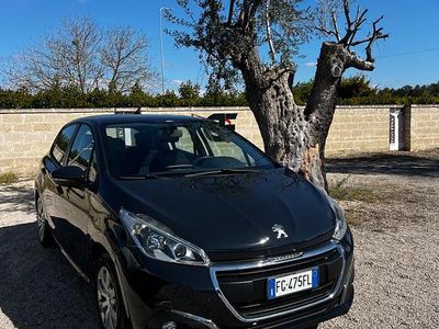 Usata Peugeot 208 Access 81 CV (59 kW) 2016 Grigio Utilitaria