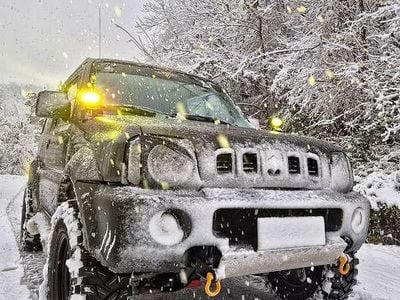 Usata Suzuki Jimny 86 CV (63 kW) 2012 SUV