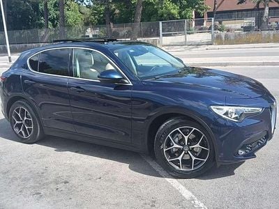 Usata Alfa Romeo Stelvio Executive 179 CV (131 kW) 2018 Blu/azzurro SUV