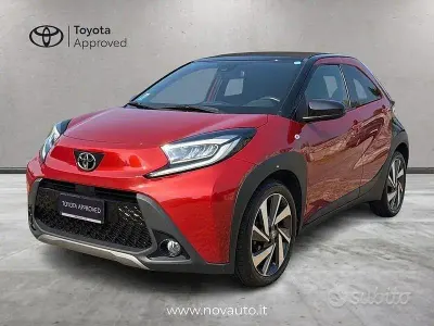 Usata Toyota Aygo X Lounge 72 CV (52 kW) 2022 Rosso SUV