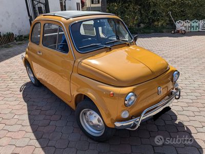 usata Fiat 500L restaurata da vetrina