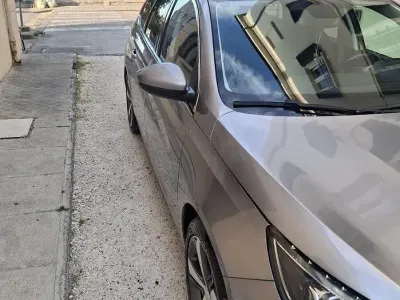 Usata Peugeot 308 Allure 120 CV (88 kW) 2017 Grigio Station wagon