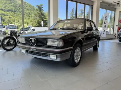 Usata Alfa Romeo Giulietta 170 CV (125 kW) 1984 Nero Berlina