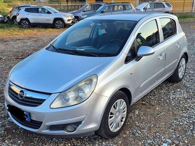 Usata Opel Corsa Cosmo 75 CV (55 kW) 2008 Grigio Berlina