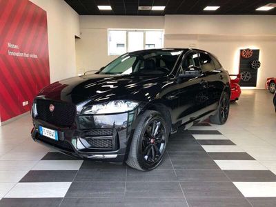 usata Jaguar F-Pace F-Pace3.0d V6 R-Sport 300cv MOTORE REVISIONATO