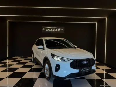 Usata Ford Kuga Titanium 151 CV (111 kW) 2024 Bianco SUV