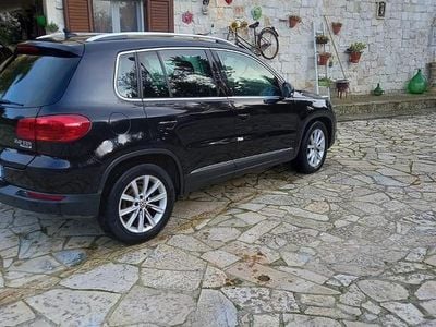 Usata VW Tiguan 140 CV (102 kW) 2015 Nero SUV