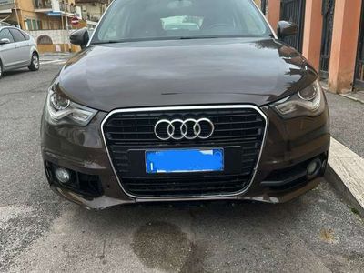 usata Audi A1 1.6 tdi Attraction c/clima 90cv