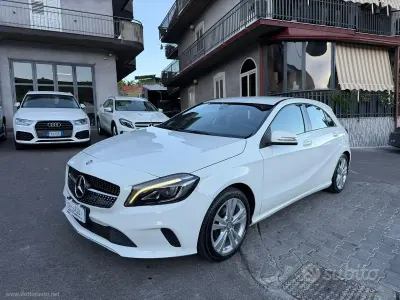 Usata Mercedes A180 Premium 109 CV (80 kW) 2016 Bianco Berlina