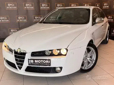 Usata Alfa Romeo 159 Super 136 CV (100 kW) 2012 Bianco Station wagon