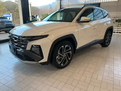 Nuova Hyundai Tucson 179 CV (131 kW) 2025 Bianco SUV