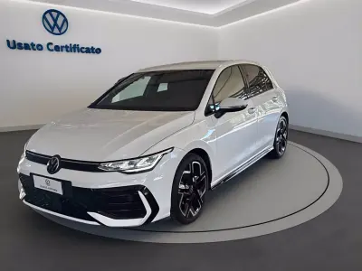 Usata VW Golf VIII R-line Plus 150 CV (110 kW) 2024 Bianco Berlina